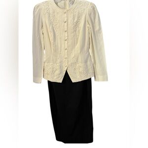 Vintage 80’s Sarah Elizabeth Cream and Black Embroidered Dress